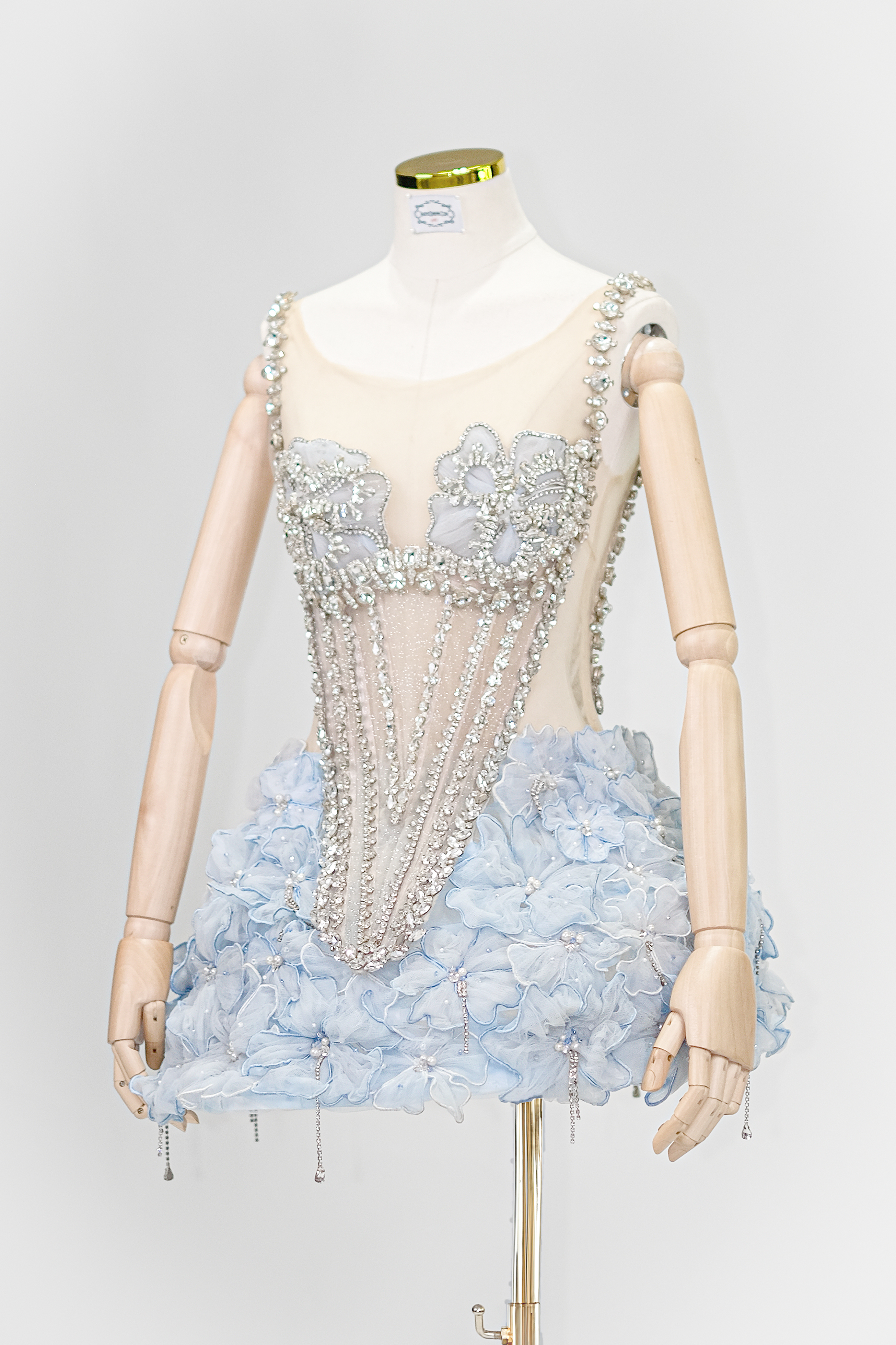 2405014 - BABY BLUE CRYSTAL CRINOLINE