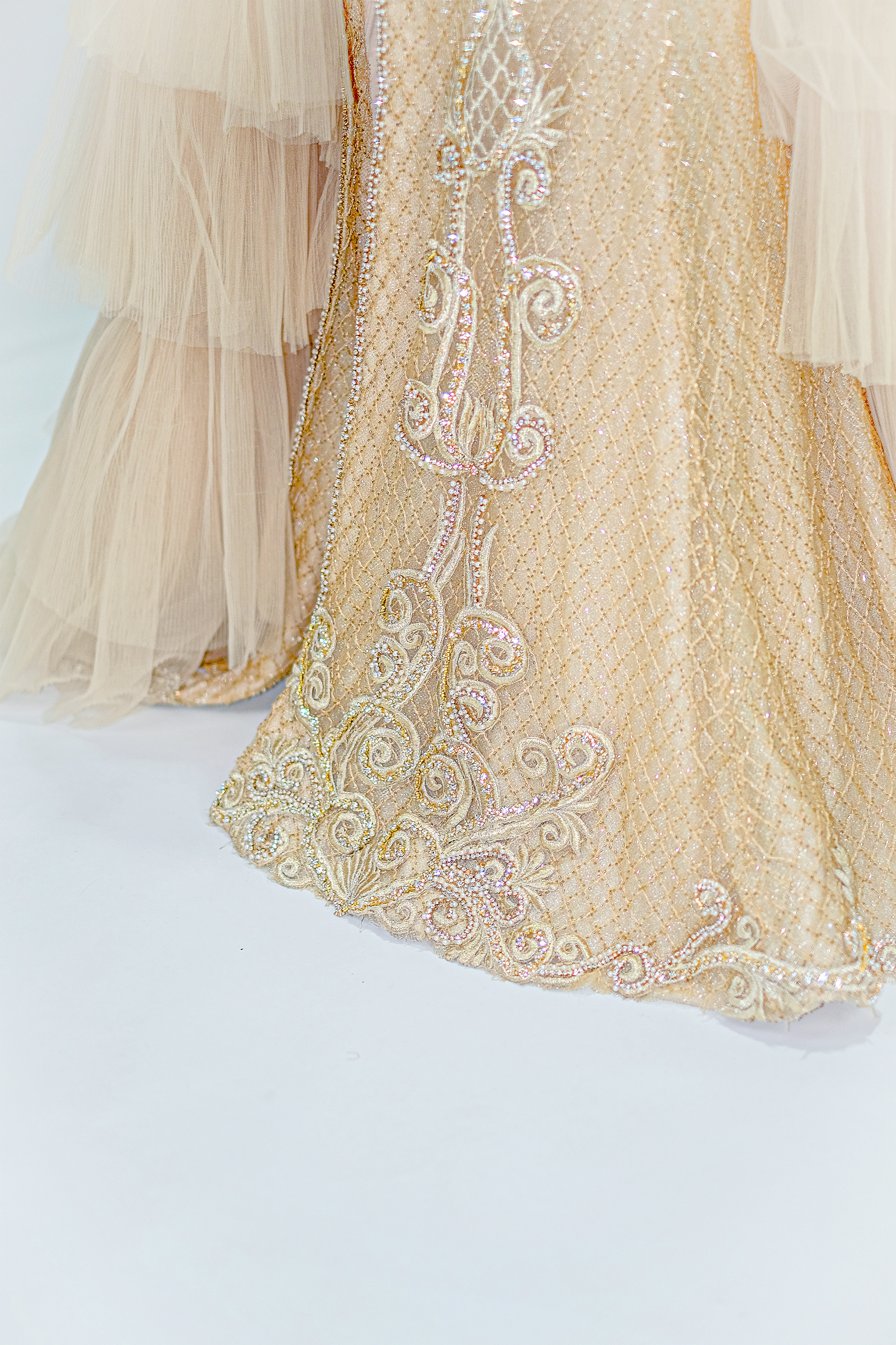 2405020 - CHAMPAGNE CRYSTAL TULLE DRAPERY