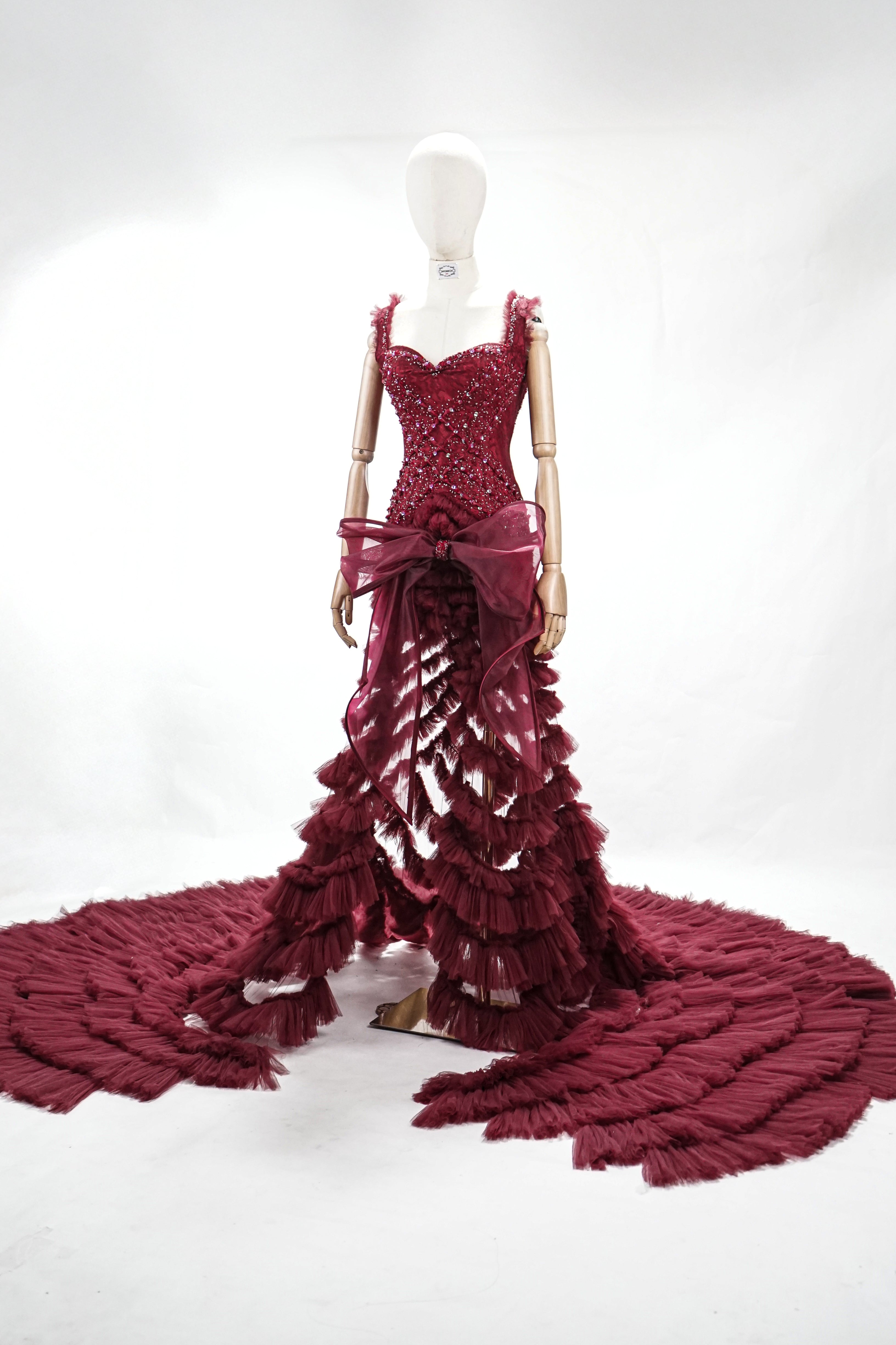 2405009 - MAROON SWEATHEART TULLE