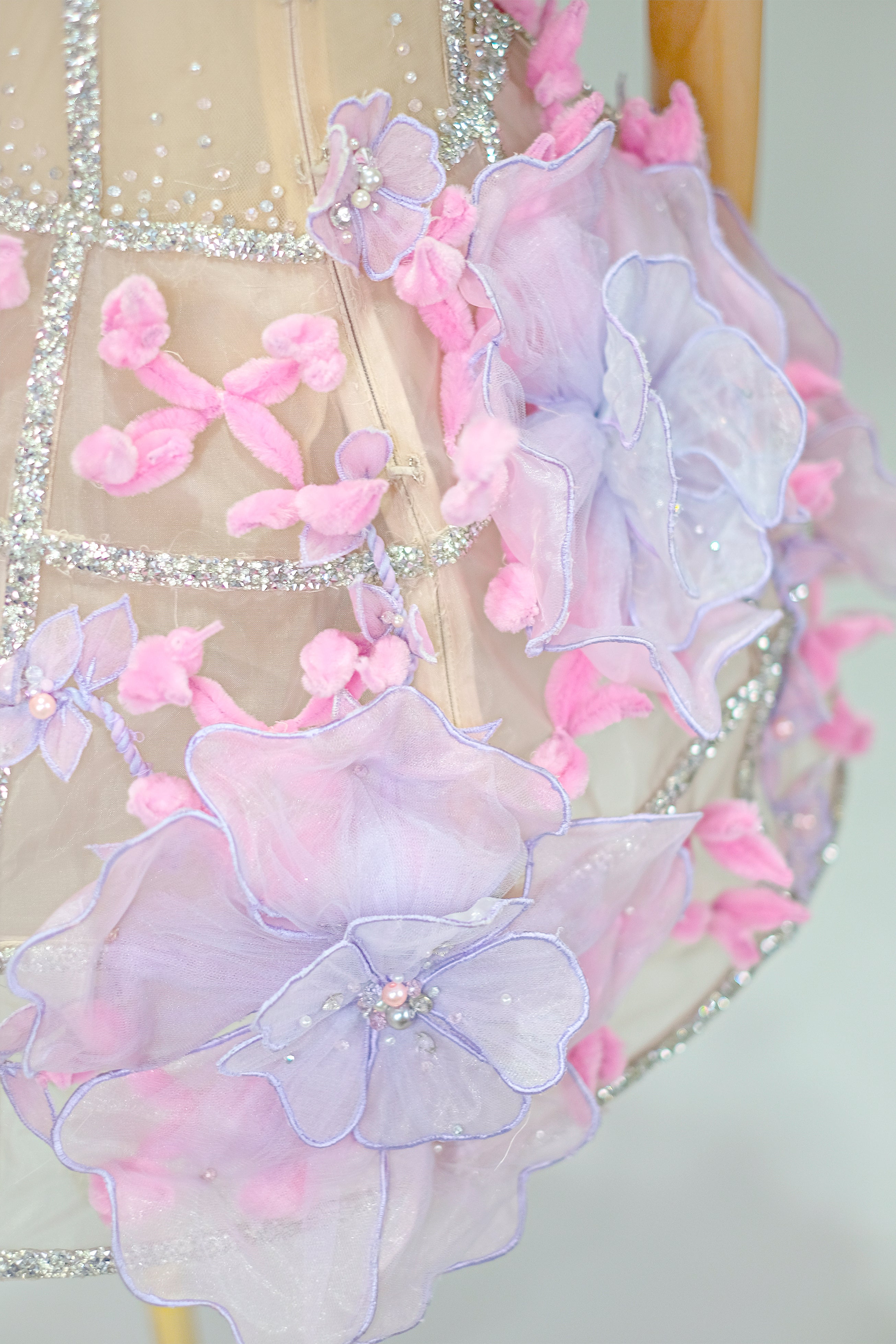 2405011 - PURPLE PINK CRYSTAL CRINOLINE