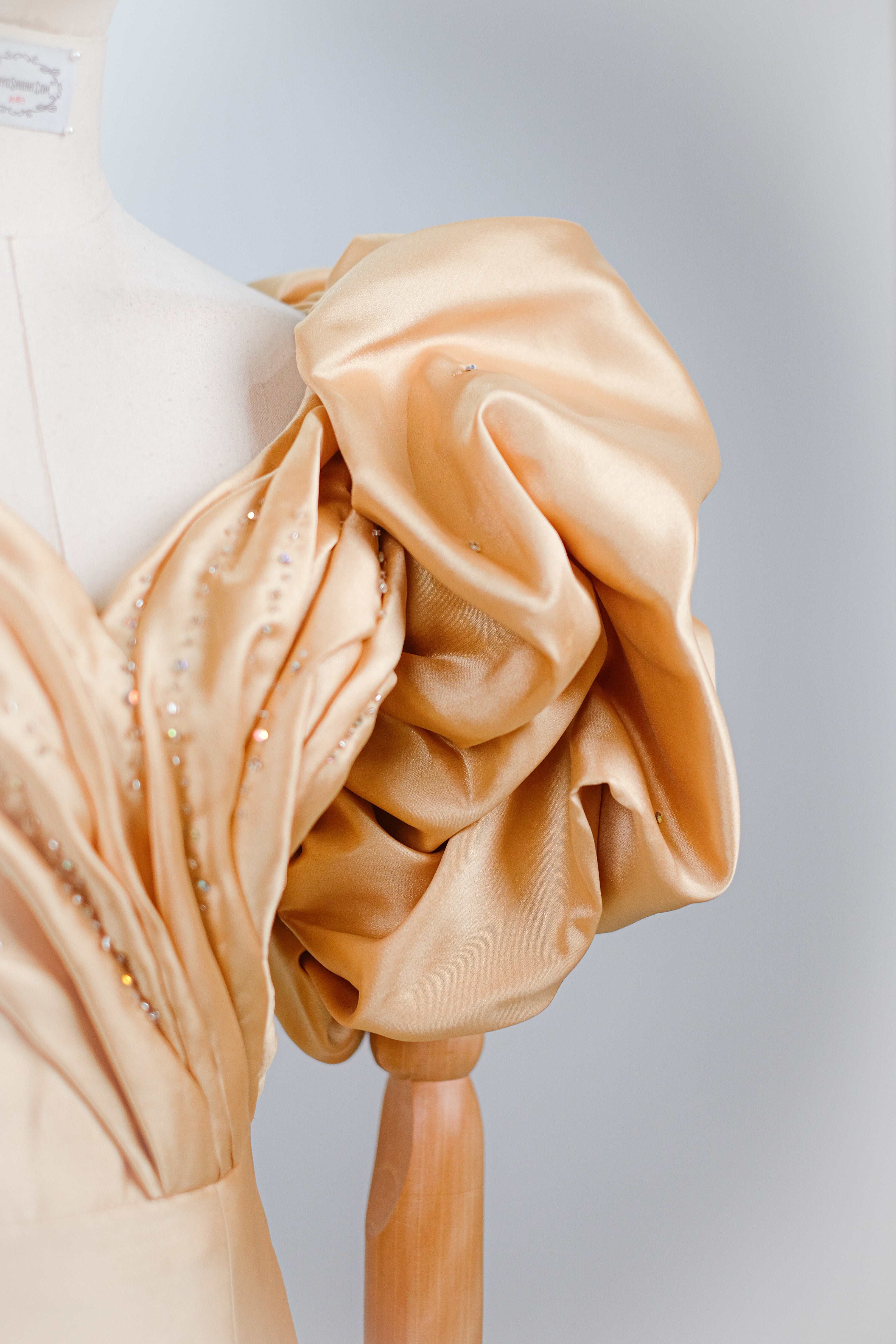 2407007 - GOLDEN PETAL SATEEN